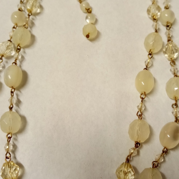 Robert Rose Necklace 2 Strand Cream Beaded Lucite Gold Tone Metal - Picture 4 of 5